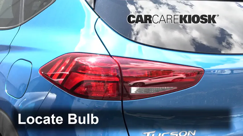 2019 Hyundai Tucson Limited 2.4L 4 Cyl. Lights